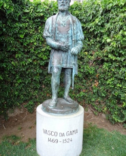 Памятник Васко да Гама