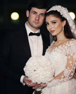 ​Азамат Биштов с женой