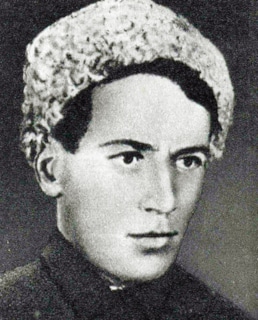 Михаил Шолохов в молодости