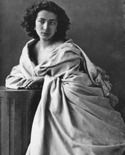 Сара Бернар