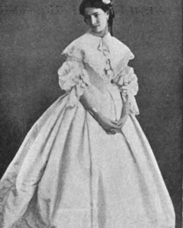 Сара Бернар в юности