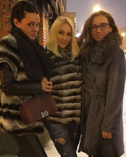 Стелла Барановская, Лера Кудрявцева и Анфиса Чехова