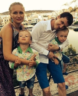 Вячеслав Мясников с семьей