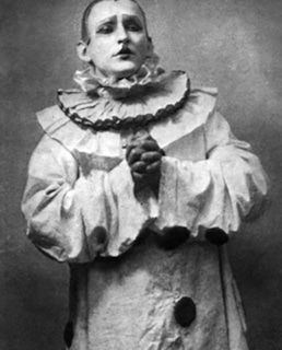 Александр Вертинский в образе Пьеро