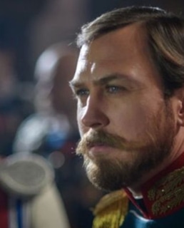 Ларс Айдингер в роли Николая II