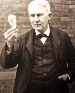 Томас Эдисон