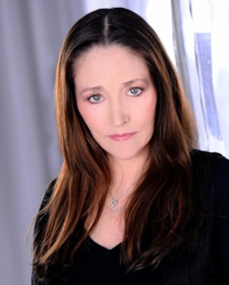 Оливия Хасси