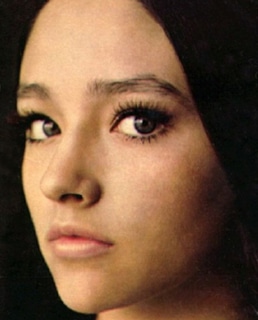 Оливия Хасси в молодости