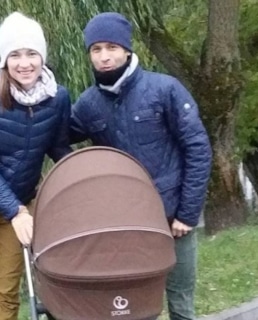 Дарья Домрачева с мужем и дочкой