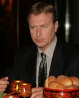 Олег Штефанко в фильме «Удиви меня»