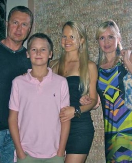 Олег Штефанко с семьей