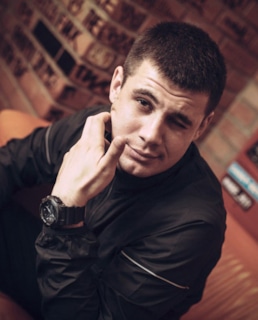 Сережа Местный