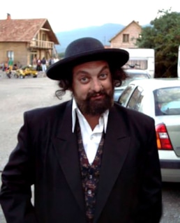 Михаил Церишенко в театральном костюме