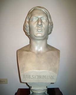 Бюст Роберта Шумана