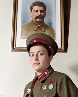 Людмила Павличенко