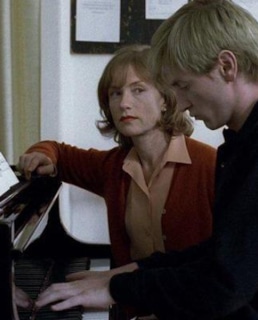 Изабель Юппер в фильме «Пианистка»