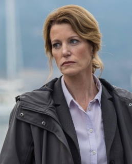 Анна Ганн в сериале «Грейспойнт»