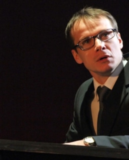 Андрей Кузичев