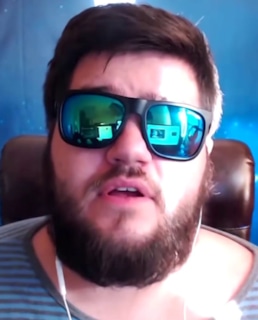 Евгений Вольнов