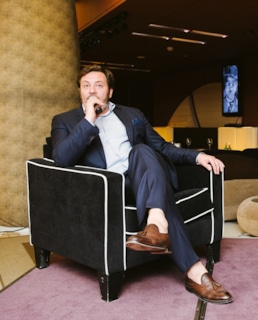 Писатель Сергей Минаев