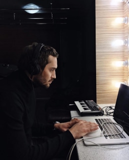 Рожден Ануси