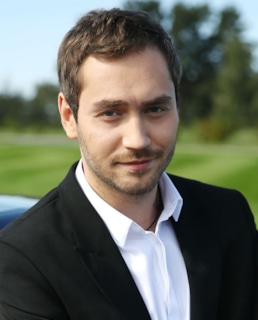 Рожден Ануси