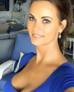 Карен Макдугал