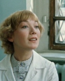 Елена Коренева в фильме «Покровские ворота»