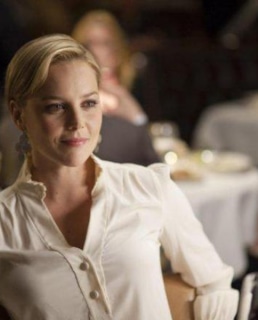 Кэтрин Винник в фильме «Геошторм»