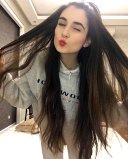 Анна Тринчер