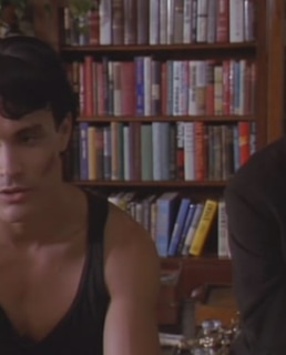 Брэндон Ли в фильме «Беглый огонь»