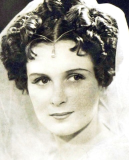 Изольда Извицкая