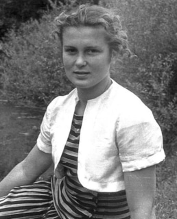 Актриса Изольда Извицкая