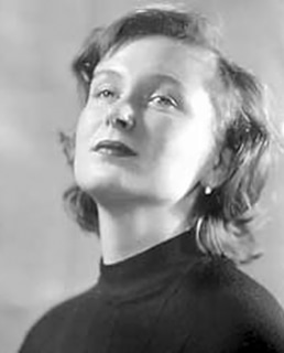 Изольда Извицкая