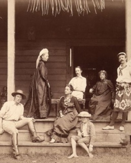 Роберт Льюис Стивенсон на острове Самоа с гостями