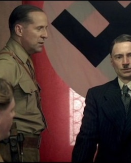 Роберт Карлайл в фильме «На игле»