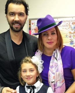 Ева Польна и Денис Клявер с дочерью