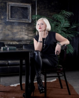 Певица Яна (Яна Будянская)