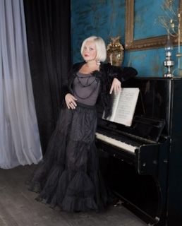 Певица Яна (Яна Будянская)