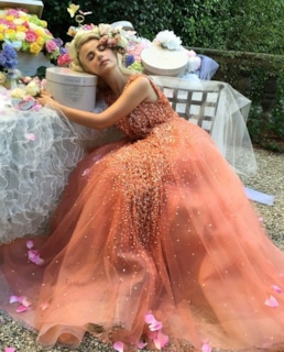 Мика Ньютон