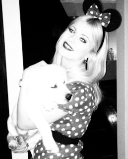 Мика Ньютон