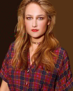 Лили Собески