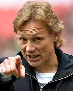 Валерий Карпин