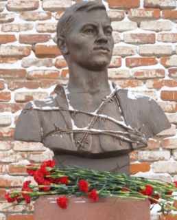 Памятник Мусе Джалилю