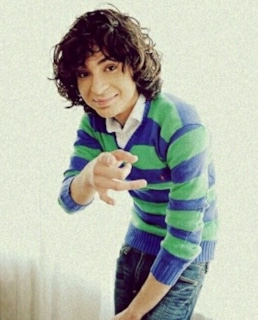 Адам Севани в юности