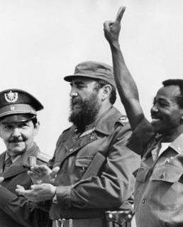 Рауль Кастро, Фидель Кастро и Менгисту Хайле Мариам