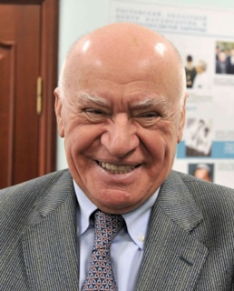 Лео Бокерия