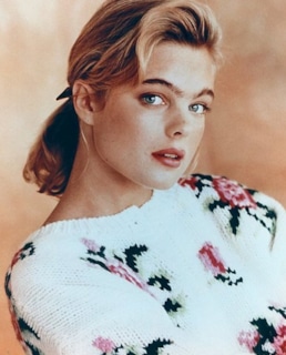 Эрика Элениак