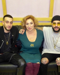 Симона Юнусова с сыновьями