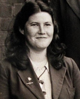 Колин Маккалоу в молодости